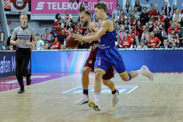 负责门前抢 负责门前抢